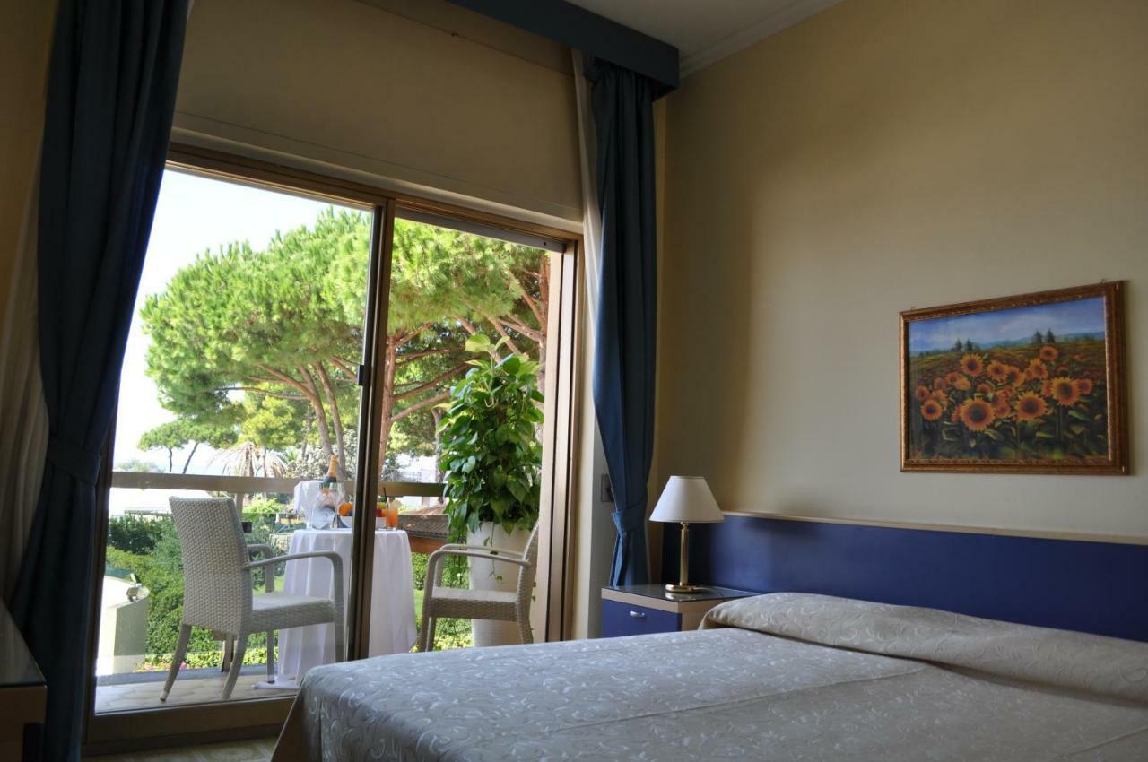 Hotel La Playa Sperlonga Zewnętrze zdjęcie